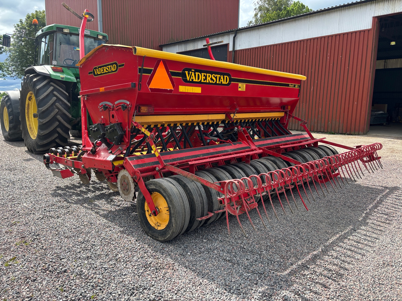 Väderstad Rapid 400c - Sowing equipment: picture 1 Väderstad Rapid 400c - Sowing equipment: picture 1