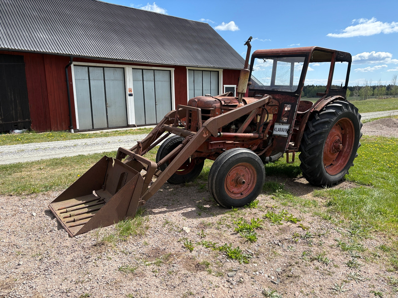 Volvo BM 350 - Farm tractor: picture 1 Volvo BM 350 - Farm tractor: picture 1