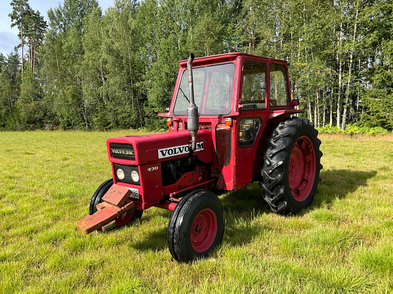 Volvo BM 430 - Farm tractor: picture 1 Volvo BM 430 - Farm tractor: picture 1