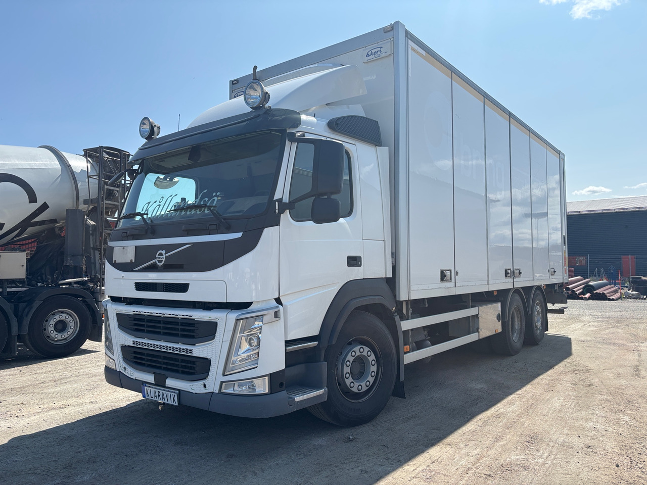 Volvo FM 10.8 - Box truck: picture 1 Volvo FM 10.8 - Box truck: picture 1