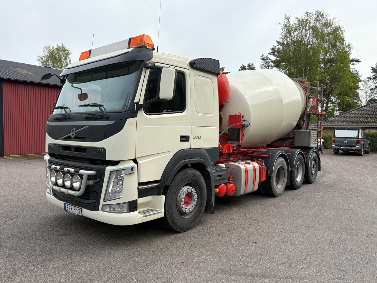 Volvo FM - Concrete mixer truck: picture 1 Volvo FM - Concrete mixer truck: picture 1