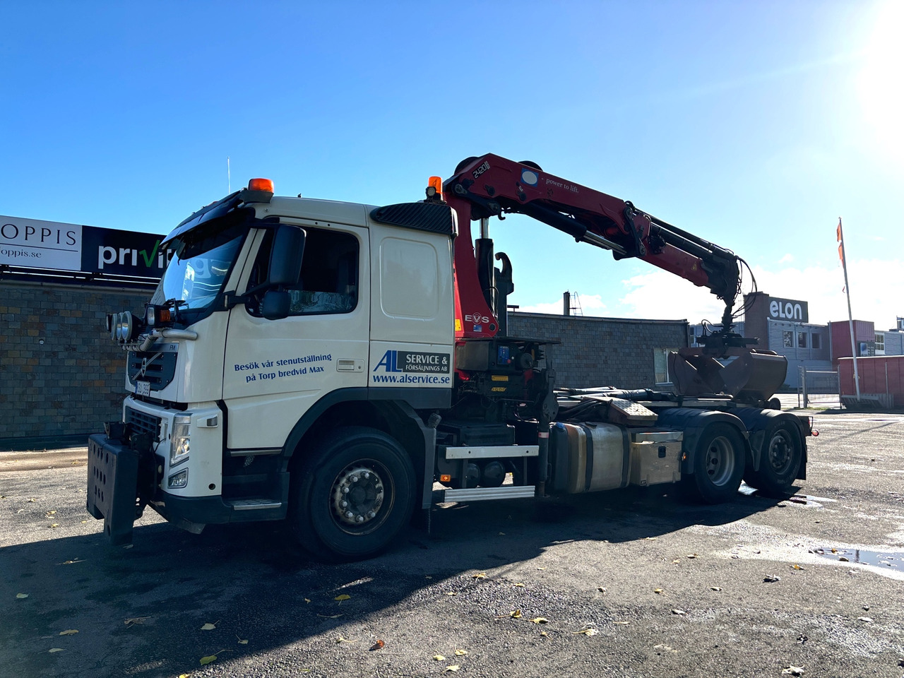Volvo FM12 - Crane truck: picture 1 Volvo FM12 - Crane truck: picture 1