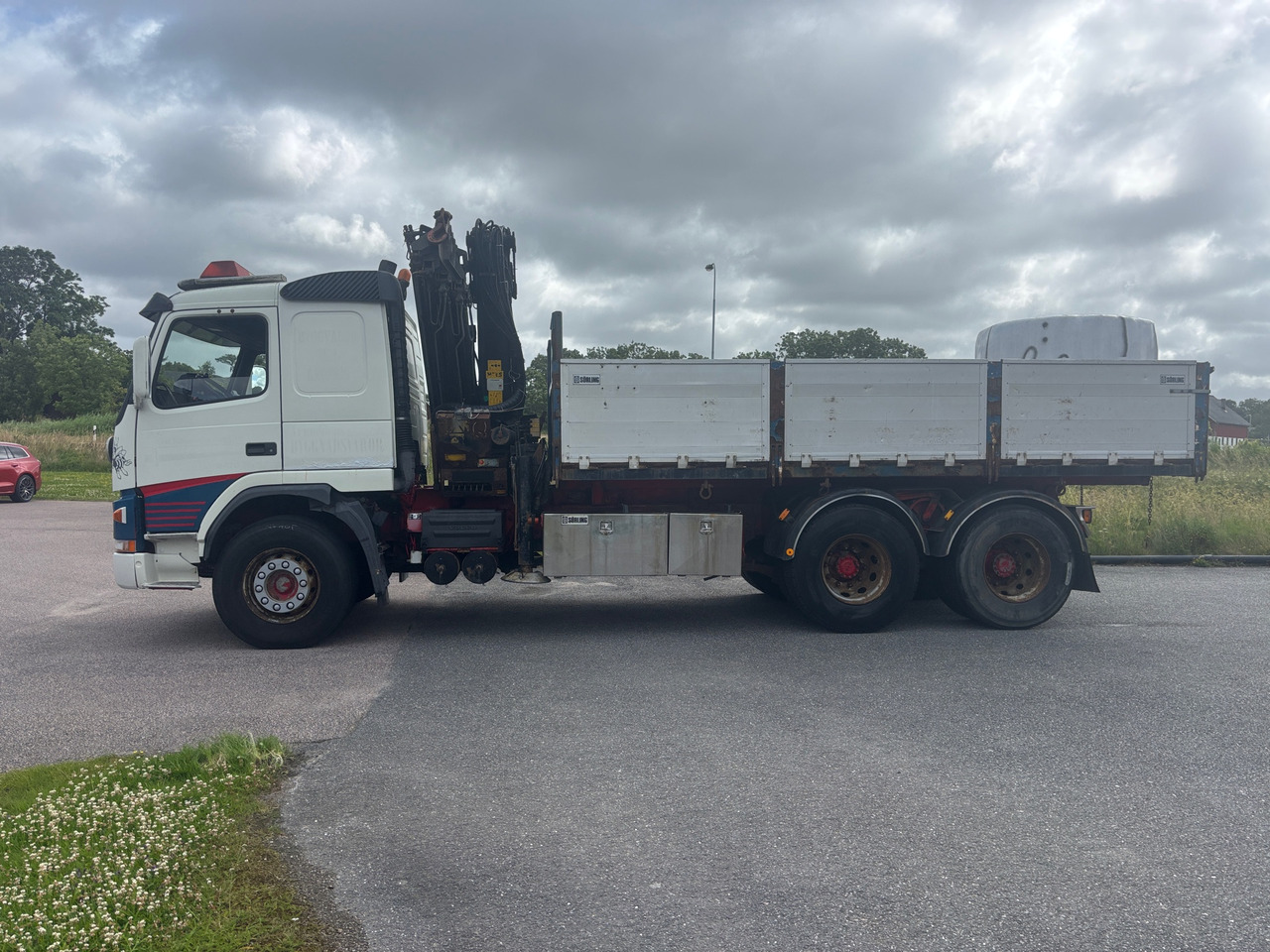Volvo FM12 - Crane truck: picture 1 Volvo FM12 - Crane truck: picture 1