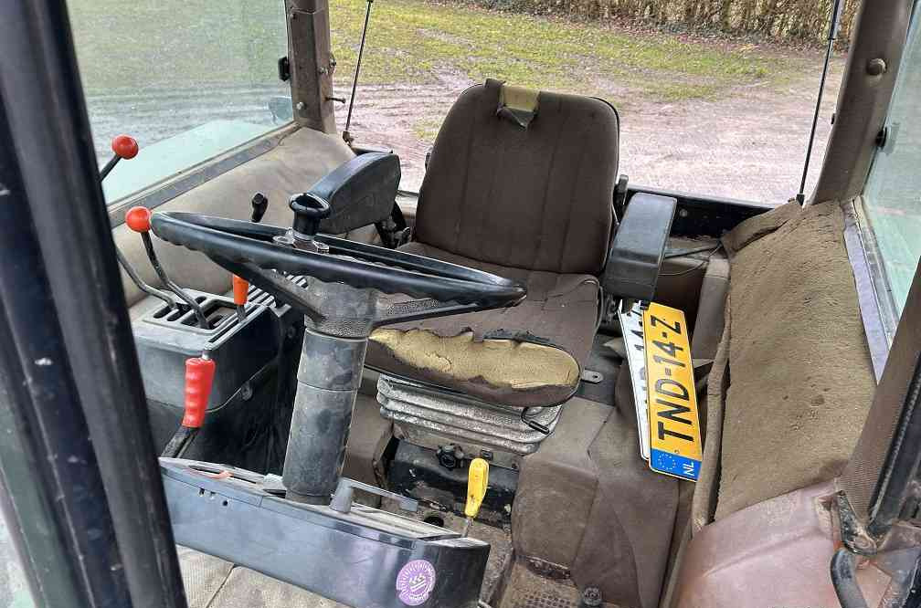 John Deere 1640 sg2, zijschakeling - Farm tractor: picture 5 John Deere 1640 sg2, zijschakeling - Farm tractor: picture 5