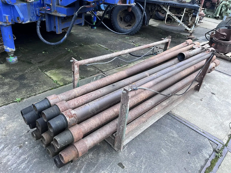 Boorbuizen set Drill string 17x3000mm Boorbuizen set 51 meter diameter 120 mm - Drilling rig: picture 1 Boorbuizen set Drill string 17x3000mm Boorbuizen set 51 meter diameter 120 mm - Drilling rig: picture 1
