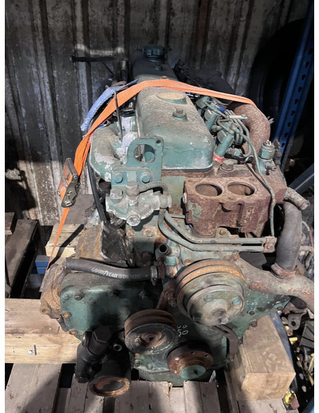 Volvo TD60 motor met 143 pk - Engine for Truck: picture 3 Volvo TD60 motor met 143 pk - Engine for Truck: picture 3