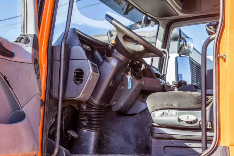 Vacuum truck Mercedes ACTROS 4141 K - RSP FSE 32/9-2V: picture 6