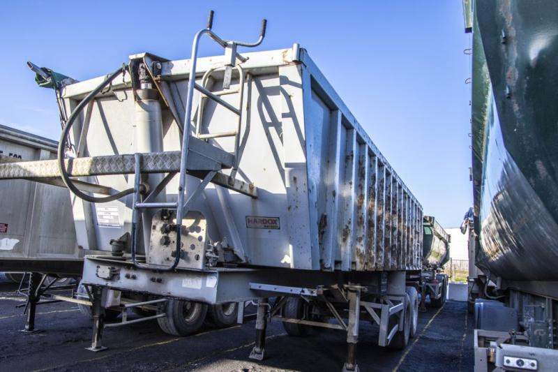 Mol K85F/20T/37ST/2 - Tipper semi-trailer: picture 2 Mol K85F/20T/37ST/2 - Tipper semi-trailer: picture 2