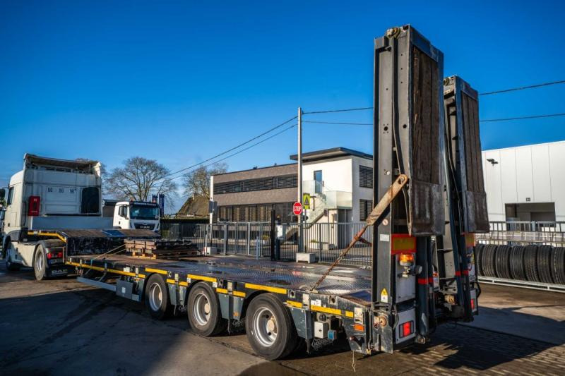 Nooteboom MCOS-48-03V(3xgestuurd/gelenkt/dir.) +ext.6.2m - Semi-trailer: picture 5 Nooteboom MCOS-48-03V(3xgestuurd/gelenkt/dir.) +ext.6.2m - Semi-trailer: picture 5