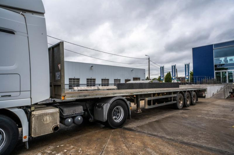 SYSTEM TRAILERS SYSTEM TRAILERS GSPRS27 - Semi-trailer: picture 1 SYSTEM TRAILERS SYSTEM TRAILERS GSPRS27 - Semi-trailer: picture 1