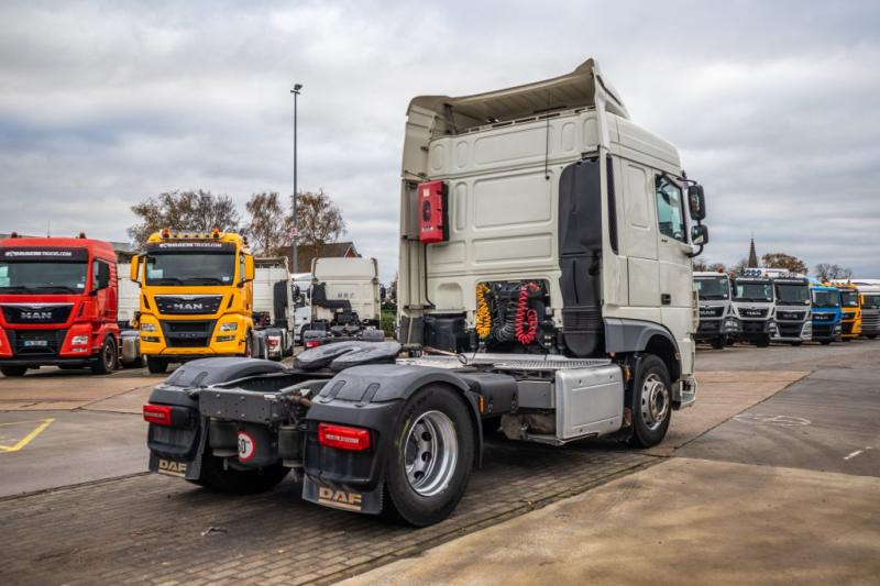 DAF XF 440 - ADR-368.000 km - Tractor unit: picture 3 DAF XF 440 - ADR-368.000 km - Tractor unit: picture 3