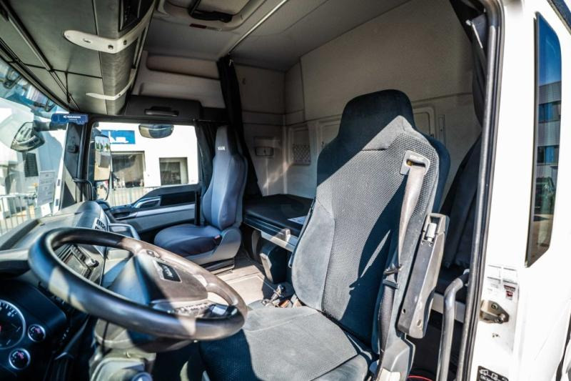 Tractor unit MAN TGX 18.440 + VOITH: picture 6