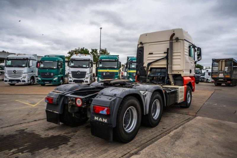 MAN TGX 33.560 XLX BLS+BIG AXLES+INTARDER - Tractor unit: picture 4 MAN TGX 33.560 XLX BLS+BIG AXLES+INTARDER - Tractor unit: picture 4