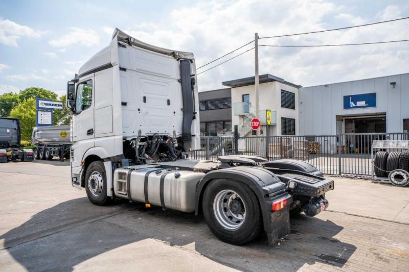 Mercedes ACTROS 1845 LS - Tractor unit: picture 5 Mercedes ACTROS 1845 LS - Tractor unit: picture 5