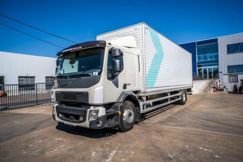 Volvo FE 250 (19T)+DHOLLANDIA 2 T. - Box truck: picture 1 Volvo FE 250 (19T)+DHOLLANDIA 2 T. - Box truck: picture 1