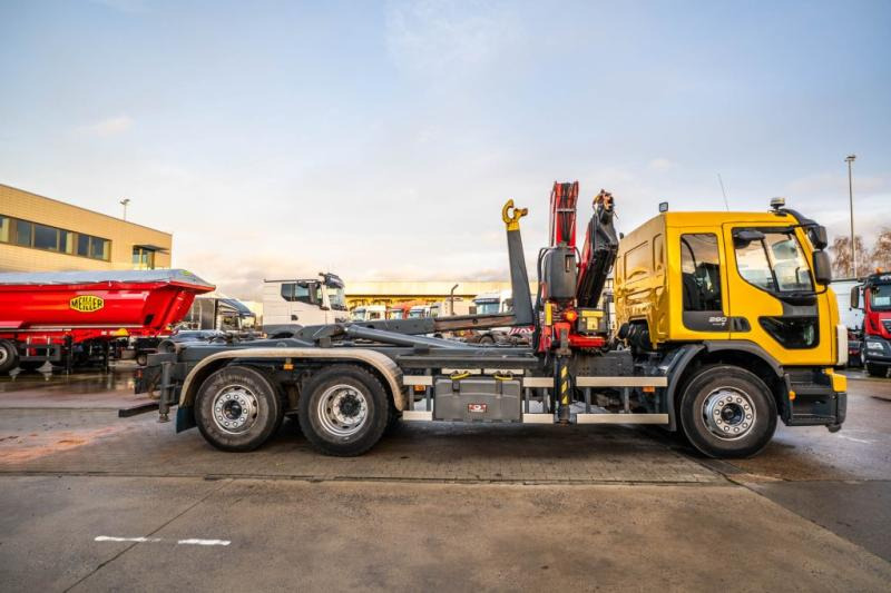 Volvo FE 280-E5 + FASSI 190A24 -178.129 KM - Hook lift truck, Crane truck: picture 3 Volvo FE 280-E5 + FASSI 190A24 -178.129 KM - Hook lift truck, Crane truck: picture 3