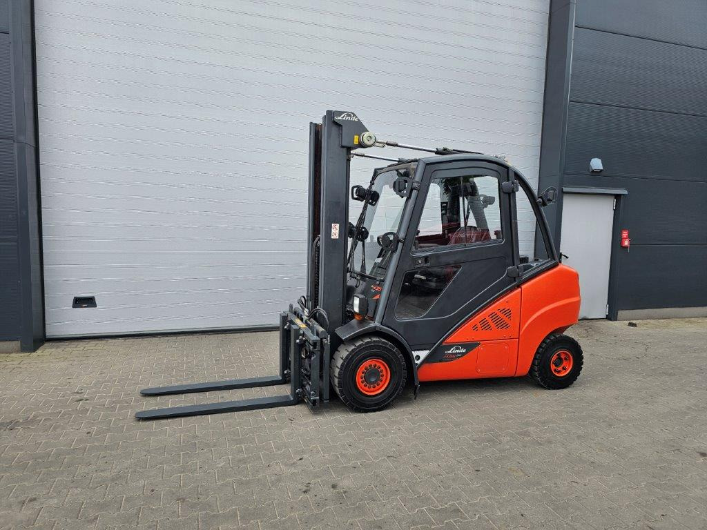 Linde H35D-02 - TRIPLEX - Diesel forklift: picture 1 Linde H35D-02 - TRIPLEX - Diesel forklift: picture 1