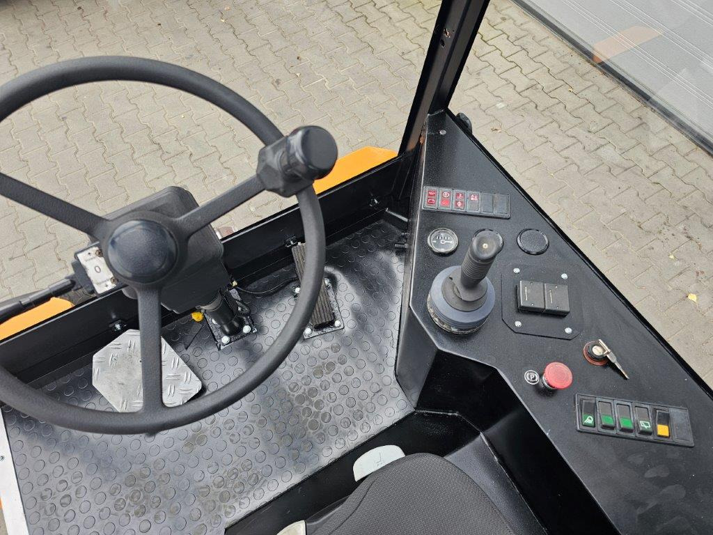 RMF KSL70G - Compact - Forklift: picture 5 RMF KSL70G - Compact - Forklift: picture 5
