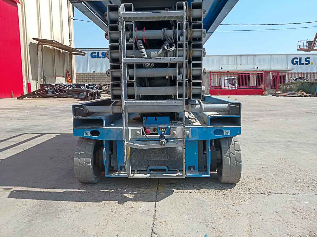 Scissor lift GENIE GS4047: picture 8