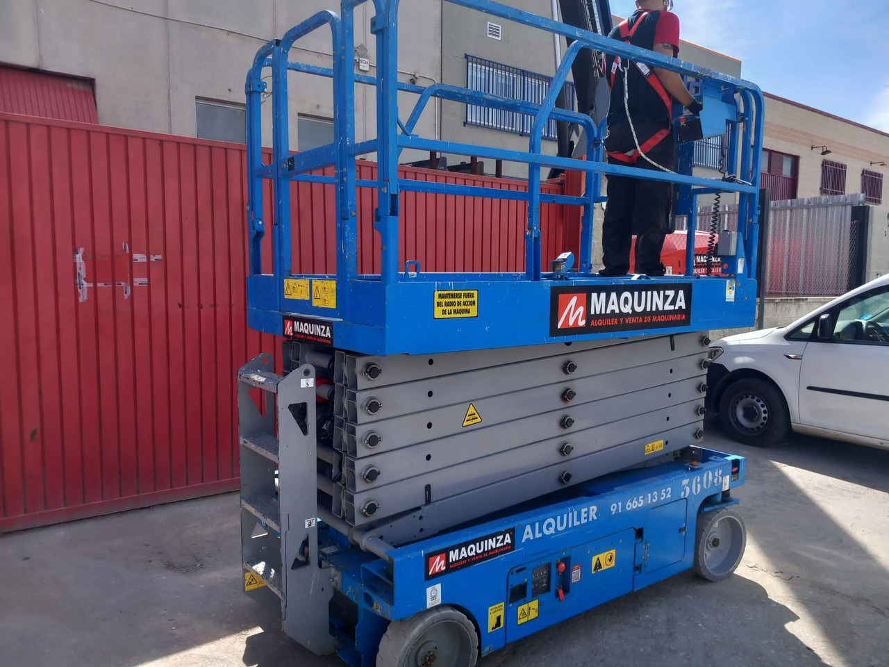 GENIE GS4047 - Scissor lift: picture 2 GENIE GS4047 - Scissor lift: picture 2