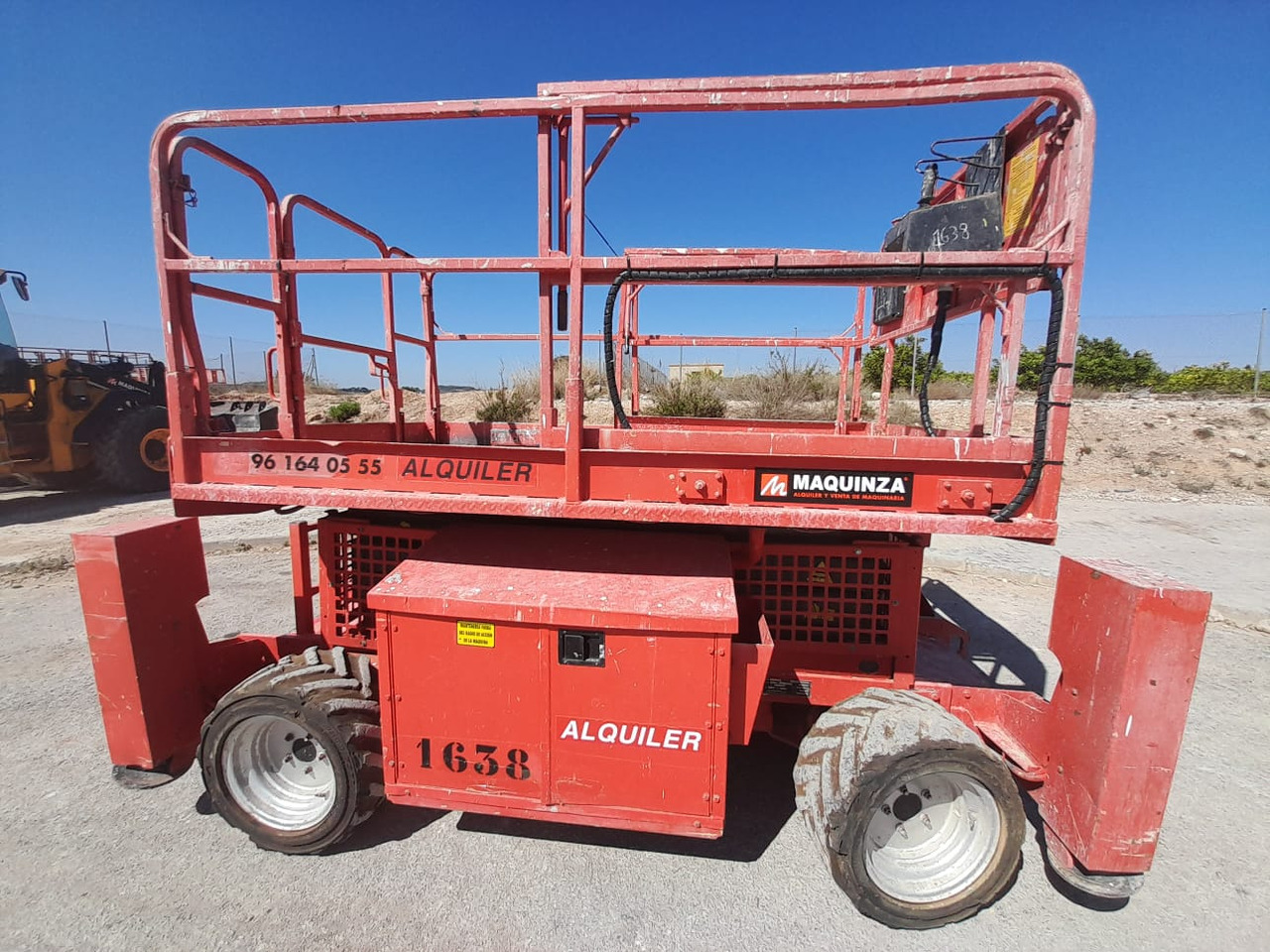 JLG 260MRT - Scissor lift: picture 1 JLG 260MRT - Scissor lift: picture 1