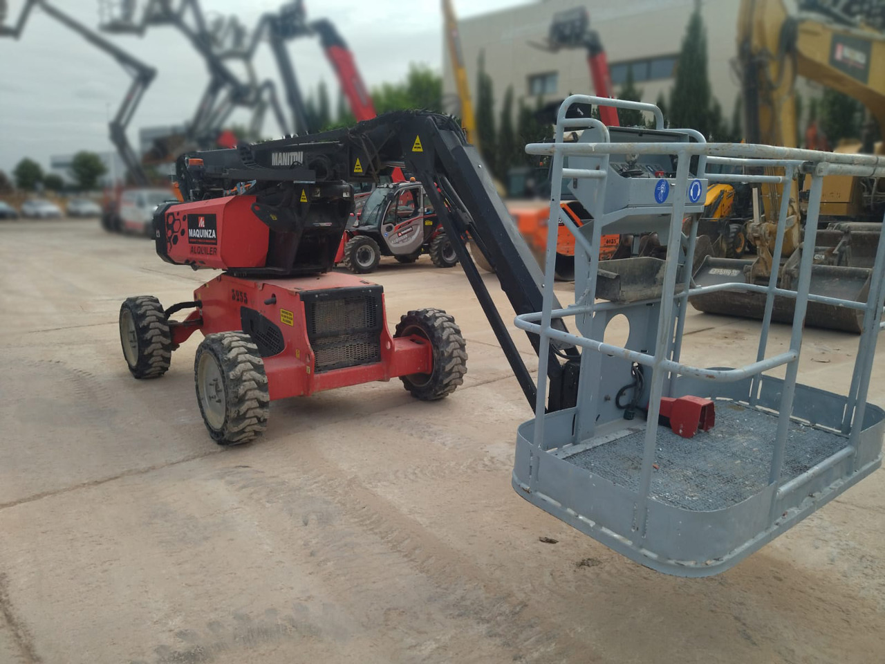 MANITOU MAN GO 12 - Articulated boom: picture 5 MANITOU MAN GO 12 - Articulated boom: picture 5