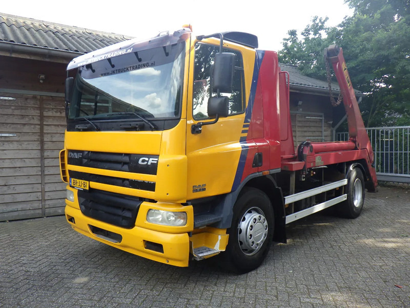 DAF CF 75.310 Hyva Portaalarmsysteem / Intarder - Truck: picture 1 DAF CF 75.310 Hyva Portaalarmsysteem / Intarder - Truck: picture 1