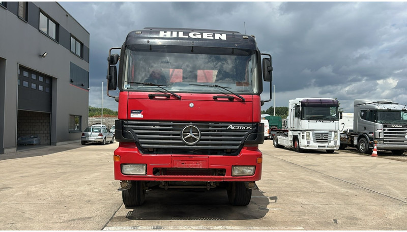 Mercedes-Benz Actros 4143 (8X6 / LAMES / EPS / V6 / GRAND PONT / BIG AXLE / 3 PEDALES) - Tipper: picture 2 Mercedes-Benz Actros 4143 (8X6 / LAMES / EPS / V6 / GRAND PONT / BIG AXLE / 3 PEDALES) - Tipper: picture 2