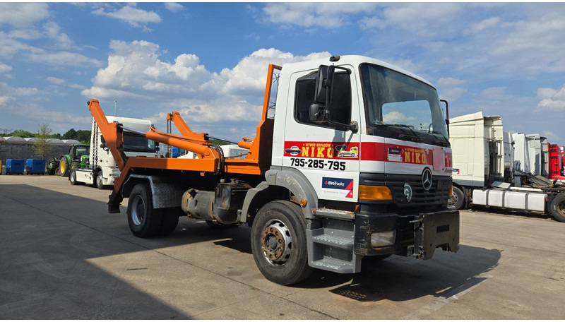 Mercedes-Benz Atego 1823 (BIG AXLE / STEEL SUSP. / LAMES / BOITE MANUELLE / MANUAL GETRIEBE) - Container transporter/ Swap body truck: picture 3 Mercedes-Benz Atego 1823 (BIG AXLE / STEEL SUSP. / LAMES / BOITE MANUELLE / MANUAL GETRIEBE) - Container transporter/ Swap body truck: picture 3