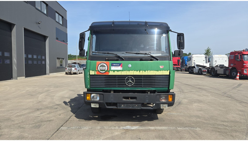Mercedes-Benz SK 814 (MANUAL PUMP / STEEL SUSP. / POMPE MANUELLE / LAMES / 6 CYLINDER) - Autotransporter truck: picture 2 Mercedes-Benz SK 814 (MANUAL PUMP / STEEL SUSP. / POMPE MANUELLE / LAMES / 6 CYLINDER) - Autotransporter truck: picture 2