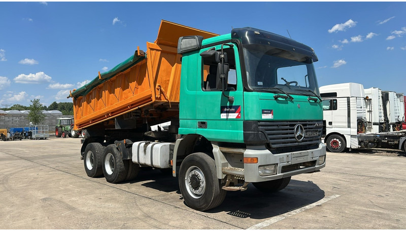 Mercedes-Benz actros 3340 (EPS / 6X6 / 3 PEDALES / LAMES / GRAND PONT / BIG AXLE / TRES PROPRE) - Tipper: picture 3 Mercedes-Benz actros 3340 (EPS / 6X6 / 3 PEDALES / LAMES / GRAND PONT / BIG AXLE / TRES PROPRE) - Tipper: picture 3