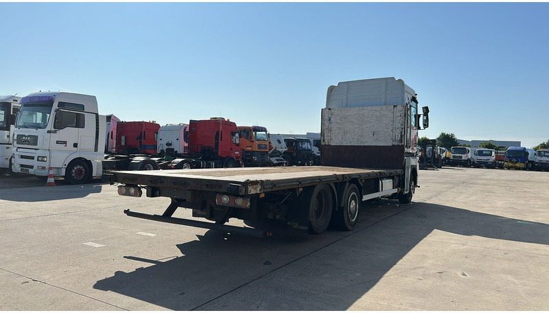 Renault AE 440 Magnum E-tech (BOITE MANUELLE / MANUAL PUMP / 6X2 / 8 ROUES / PARFAT ETAT !!!) - Dropside/ Flatbed truck: picture 5 Renault AE 440 Magnum E-tech (BOITE MANUELLE / MANUAL PUMP / 6X2 / 8 ROUES / PARFAT ETAT !!!) - Dropside/ Flatbed truck: picture 5