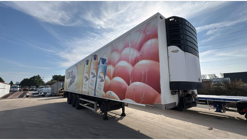 Renders CARRIER FRIGO (CARRIER VECTOR 1950 / BELGIAN TRAILER / LIFT / STEER AXLE / 3276H) - Refrigerator semi-trailer: picture 3 Renders CARRIER FRIGO (CARRIER VECTOR 1950 / BELGIAN TRAILER / LIFT / STEER AXLE / 3276H) - Refrigerator semi-trailer: picture 3