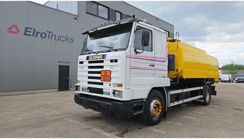 Scania 113-360 (13500L / POMPE MANUELLE / MANUAL PUMP / TOP CONDITION / WITH PUMP + COUNTER !!) - Tank truck: picture 1 Scania 113-360 (13500L / POMPE MANUELLE / MANUAL PUMP / TOP CONDITION / WITH PUMP + COUNTER !!) - Tank truck: picture 1