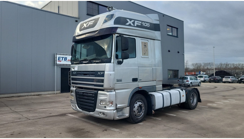 DAF 105 XF 460 (BOITE MANUELLE / MANUAL GEARBOX) - Tractor unit: picture 1 DAF 105 XF 460 (BOITE MANUELLE / MANUAL GEARBOX) - Tractor unit: picture 1