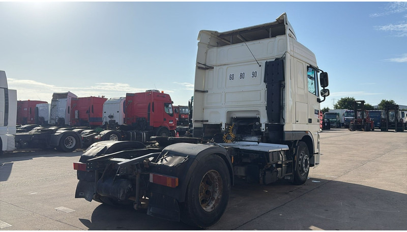 DAF 105 XF 460 (BOITE MANUELLE / MANUAL GEARBOX) - Tractor unit: picture 5 DAF 105 XF 460 (BOITE MANUELLE / MANUAL GEARBOX) - Tractor unit: picture 5
