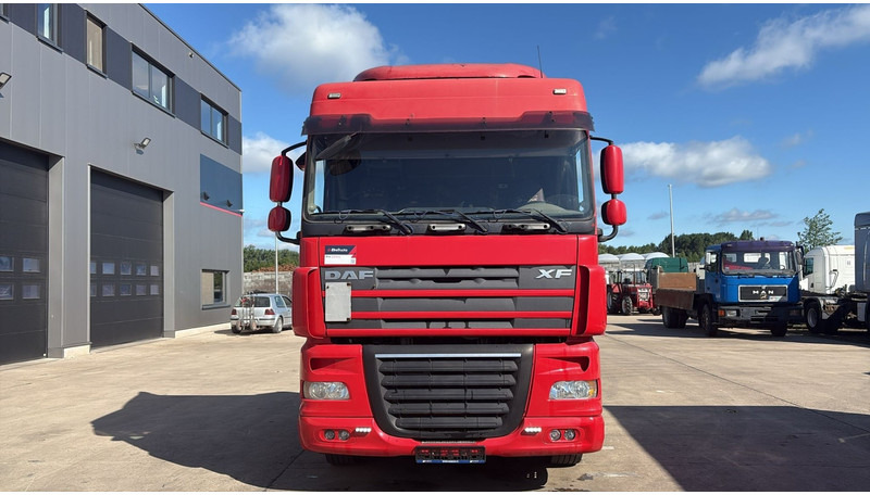DAF 105 XF 460 (BOITE MANUELLE / MANUAL GEARBOX) - Tractor unit: picture 2 DAF 105 XF 460 (BOITE MANUELLE / MANUAL GEARBOX) - Tractor unit: picture 2