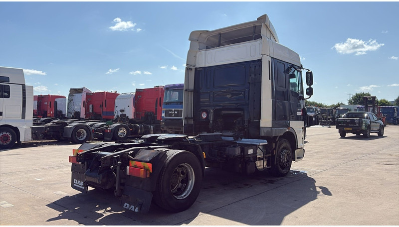 DAF XF 105.410 (GOOD CONDITION / AIRCO / AC) - Tractor unit: picture 5 DAF XF 105.410 (GOOD CONDITION / AIRCO / AC) - Tractor unit: picture 5