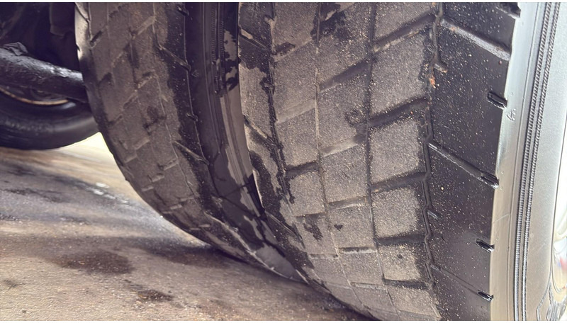 Tractor unit DAF XF 105.460 (BOITE MANUELLE / MANUAL GEARBOX): picture 16