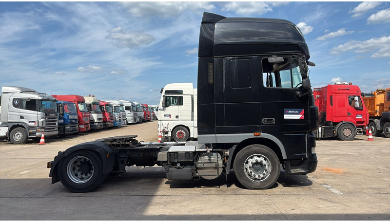 DAF XF 105.460 (GOOD CONDITION / PROPRE / BONNE ETAT) - Tractor unit: picture 4 DAF XF 105.460 (GOOD CONDITION / PROPRE / BONNE ETAT) - Tractor unit: picture 4