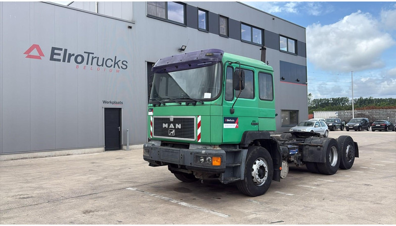 MAN 25.372 (6X2 / MANUAL PUMP / POMPE MANUELLE / 8 TYRES / 6 CYLINDERS) - Tractor unit: picture 1 MAN 25.372 (6X2 / MANUAL PUMP / POMPE MANUELLE / 8 TYRES / 6 CYLINDERS) - Tractor unit: picture 1