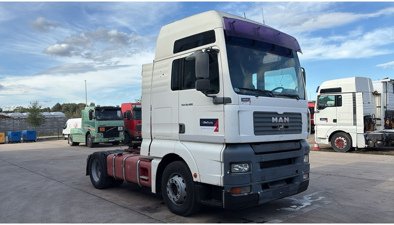 MAN TGA 18.480 (POMPE MANUELLE / MANUAL PUMP / MANUAL GEARBOX / BOITE MANUELLE) - Tractor unit: picture 2 MAN TGA 18.480 (POMPE MANUELLE / MANUAL PUMP / MANUAL GEARBOX / BOITE MANUELLE) - Tractor unit: picture 2