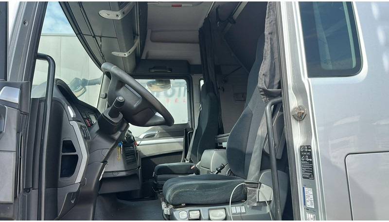 Tractor unit MAN TGX 18.400 (BE TRUCK / EURO 5 EEV / PTO / HYDRAULIC PUMP): picture 13