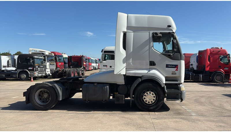 Renault Premium 420 (BOITE MANUELLE / MANUAL GEARBOX) - Tractor unit: picture 3 Renault Premium 420 (BOITE MANUELLE / MANUAL GEARBOX) - Tractor unit: picture 3