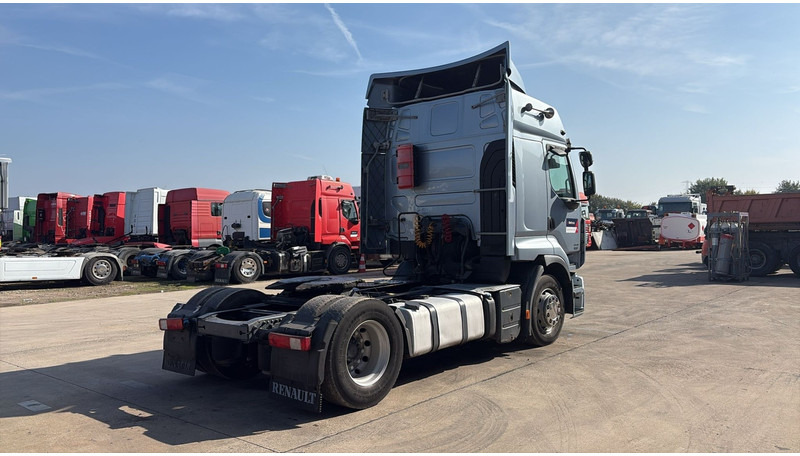 Renault Premium 450 DXI (BOITE MANUELLE / MANUAL GEARBOX) - Tractor unit: picture 4 Renault Premium 450 DXI (BOITE MANUELLE / MANUAL GEARBOX) - Tractor unit: picture 4