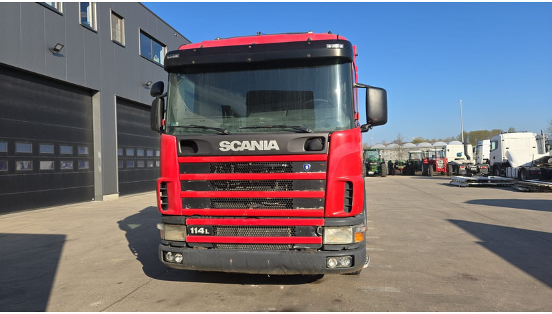 Scania 114 - 380 (PTO / HYDRAULIC PUMP / MANUAL GEARBOX / BOITE MANUELLE / LOW CAB) - Tractor unit: picture 2 Scania 114 - 380 (PTO / HYDRAULIC PUMP / MANUAL GEARBOX / BOITE MANUELLE / LOW CAB) - Tractor unit: picture 2
