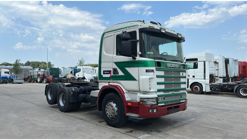 Scania 124 - 400 (POMPE MANUELLE / MANUAL PUMP / 6X2 / BOITE MANUELLE / MANUAL GEARBOX) - Tractor unit: picture 3 Scania 124 - 400 (POMPE MANUELLE / MANUAL PUMP / 6X2 / BOITE MANUELLE / MANUAL GEARBOX) - Tractor unit: picture 3