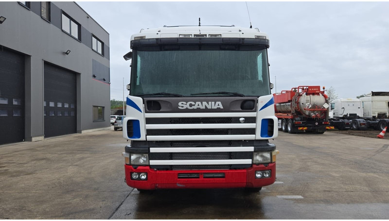 Scania P124 - 360 (POMPE MANUELLE / BOITE MANUELLE / MANUAL PUMP / MANUAL GEARBOX) - Tractor unit: picture 2 Scania P124 - 360 (POMPE MANUELLE / BOITE MANUELLE / MANUAL PUMP / MANUAL GEARBOX) - Tractor unit: picture 2