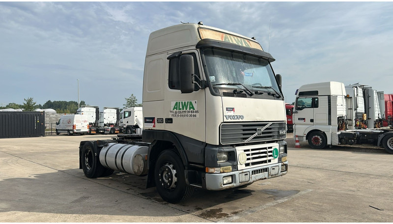 Volvo FH 12.380 (BOITE MANUELLE / MANUAL GEARBOX / EURO 2 / PTO) - Tractor unit: picture 5 Volvo FH 12.380 (BOITE MANUELLE / MANUAL GEARBOX / EURO 2 / PTO) - Tractor unit: picture 5