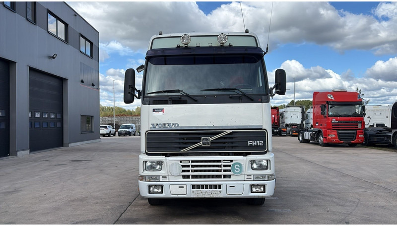 Volvo FH 12.380 (PTO / POMPE HYDRAULIQUE / HYDRAULIC PUMP / EURO 2) - Tractor unit: picture 4 Volvo FH 12.380 (PTO / POMPE HYDRAULIQUE / HYDRAULIC PUMP / EURO 2) - Tractor unit: picture 4